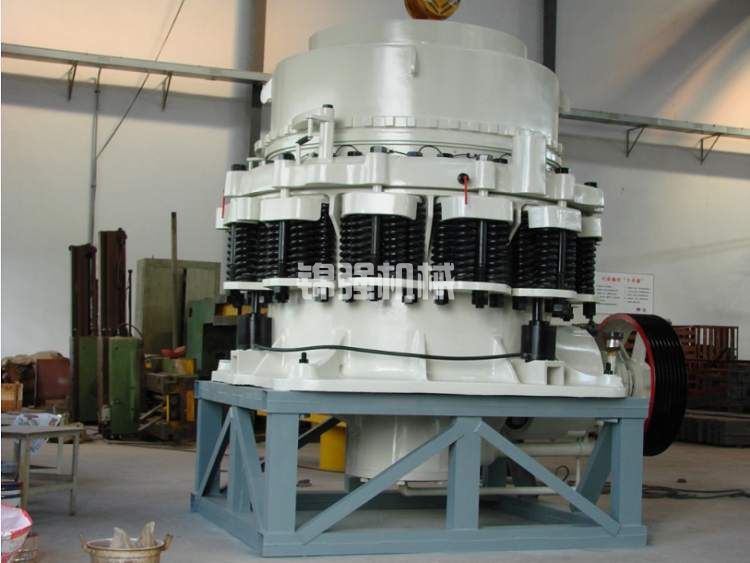 礦山破碎機(jī)成套設(shè)備多少錢(qián)?怎樣選擇利潤(rùn)高?(圖2)