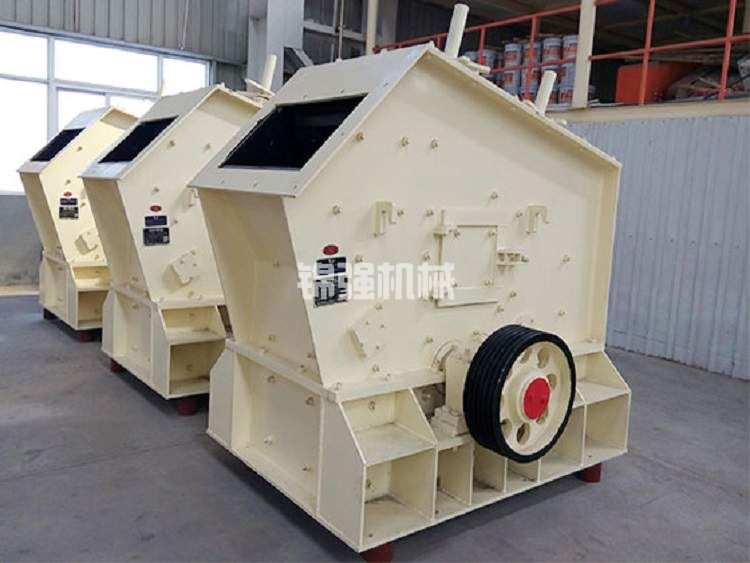 礦山破碎機(jī)成套設(shè)備多少錢(qián)?怎樣選擇利潤(rùn)高?(圖3)